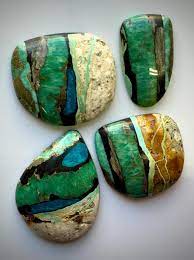 Green tumble stones